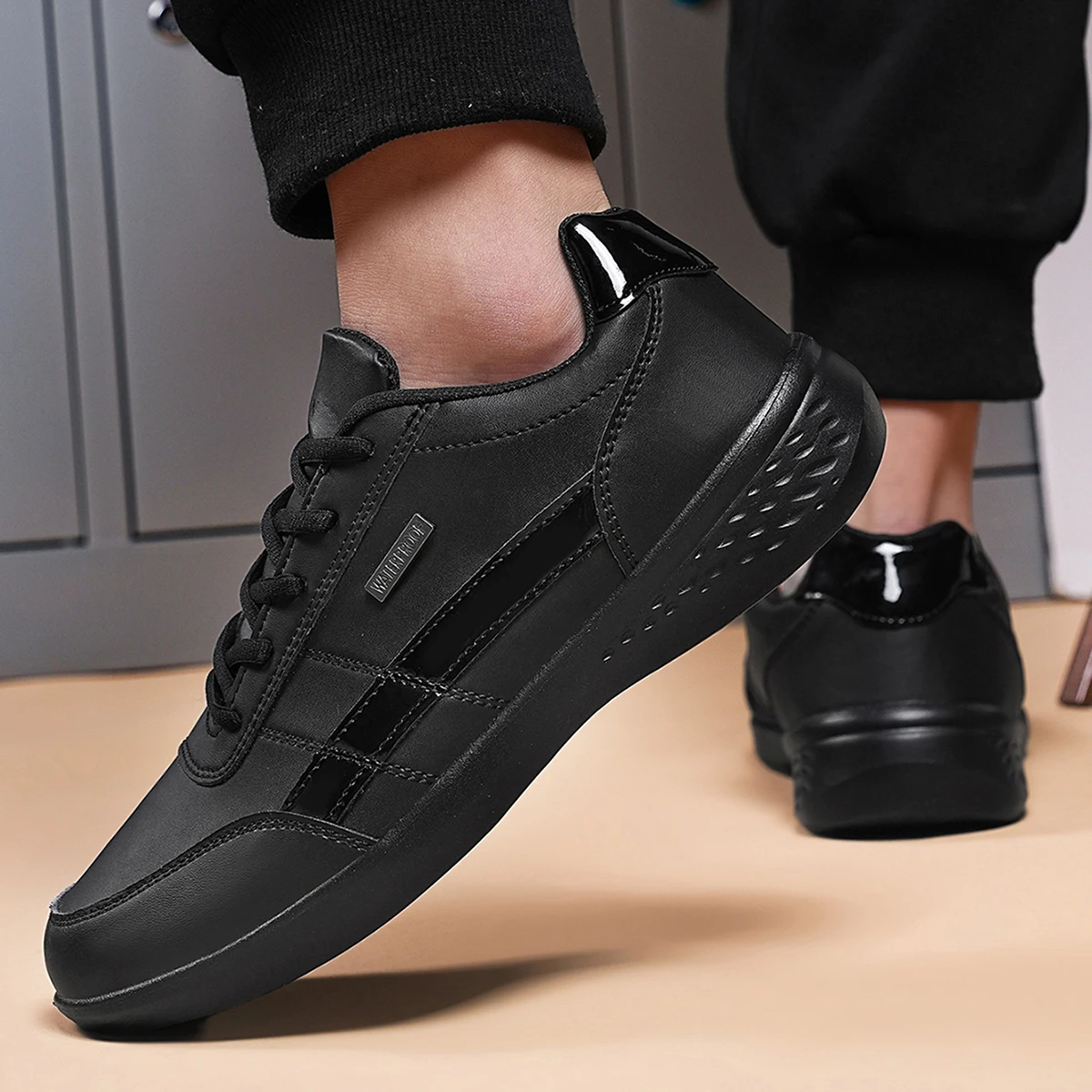 Leather PU Men's Shoes Sneaker - Badminton Shoes Men ulasan dan harga